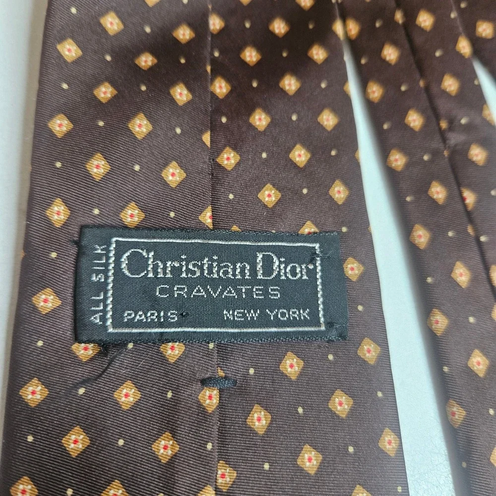 Christian Dior Cravates Silk Tie Brown Geometric Diamond Pattern Mens Necktie